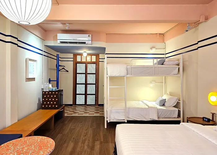 Blu Dock Restel Hotel Bangkok